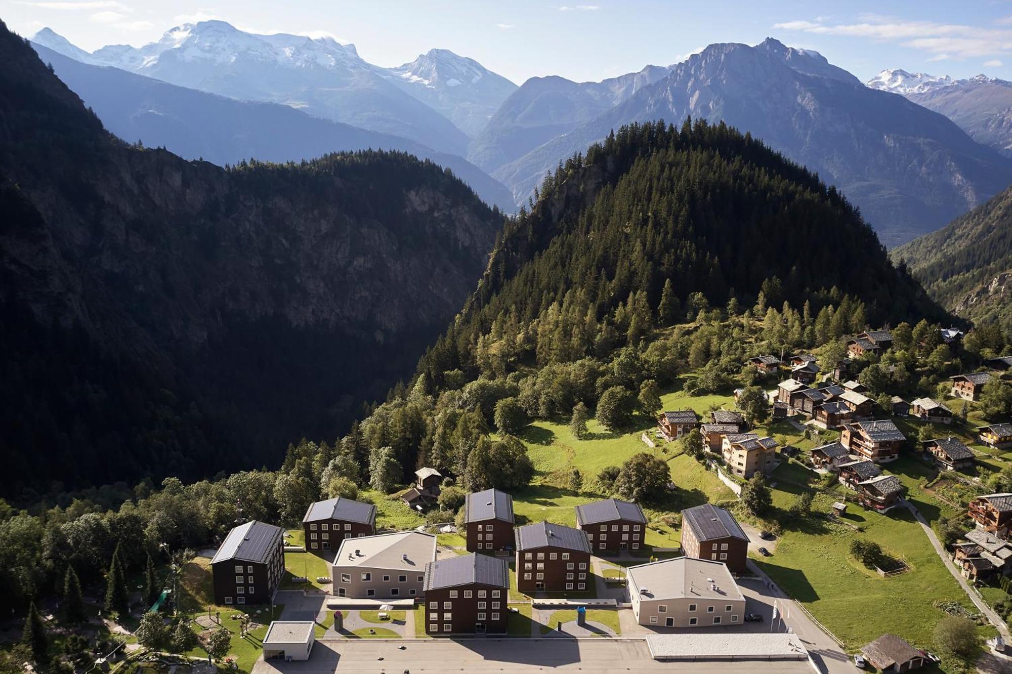 Hotel Reka-Feriendorf Blatten-Belalp Blatten bei Naters Exterior foto